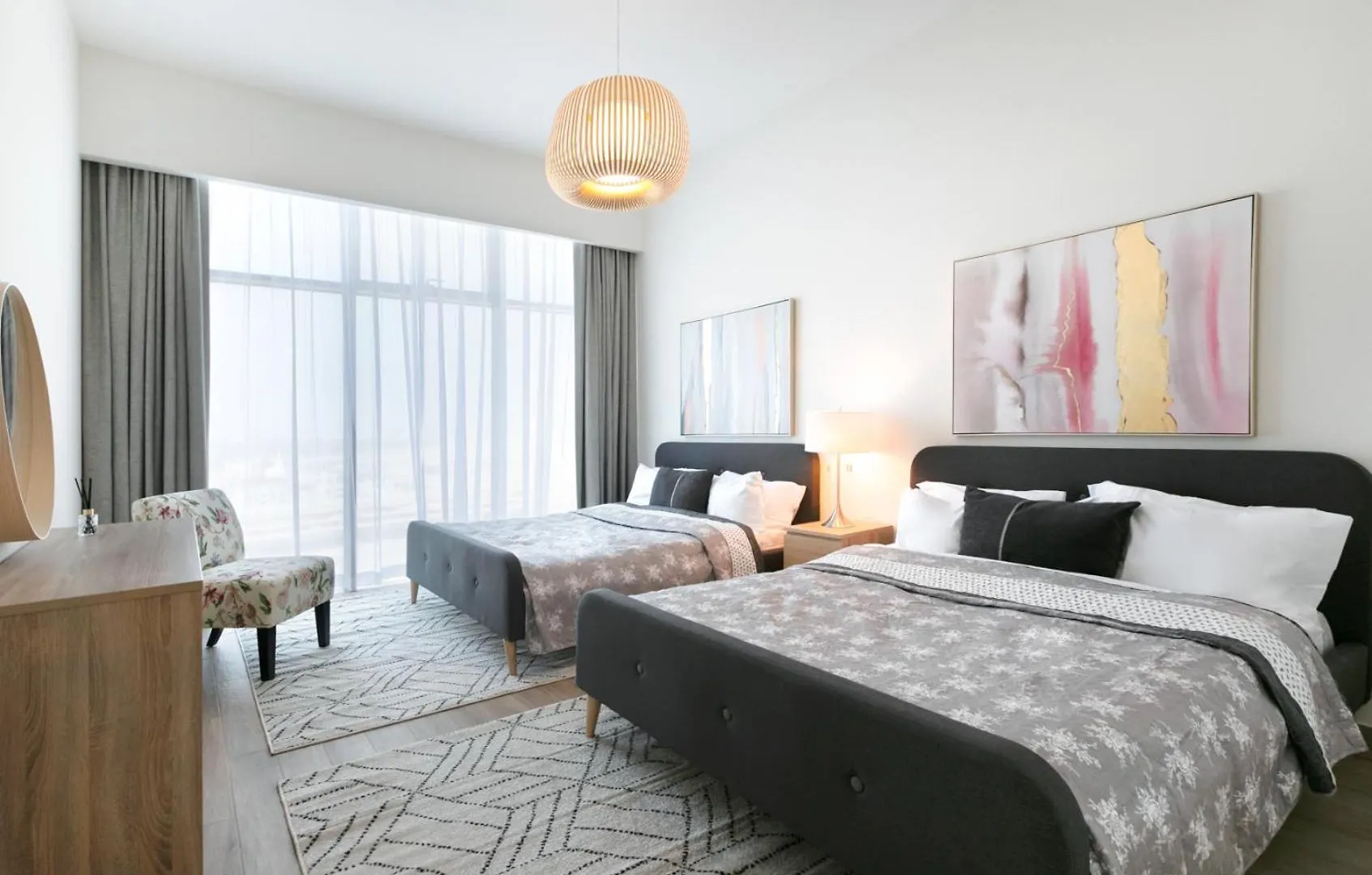 2 Bedroom With Maid'S Next To Dubai Mall Mada Residences 0*,